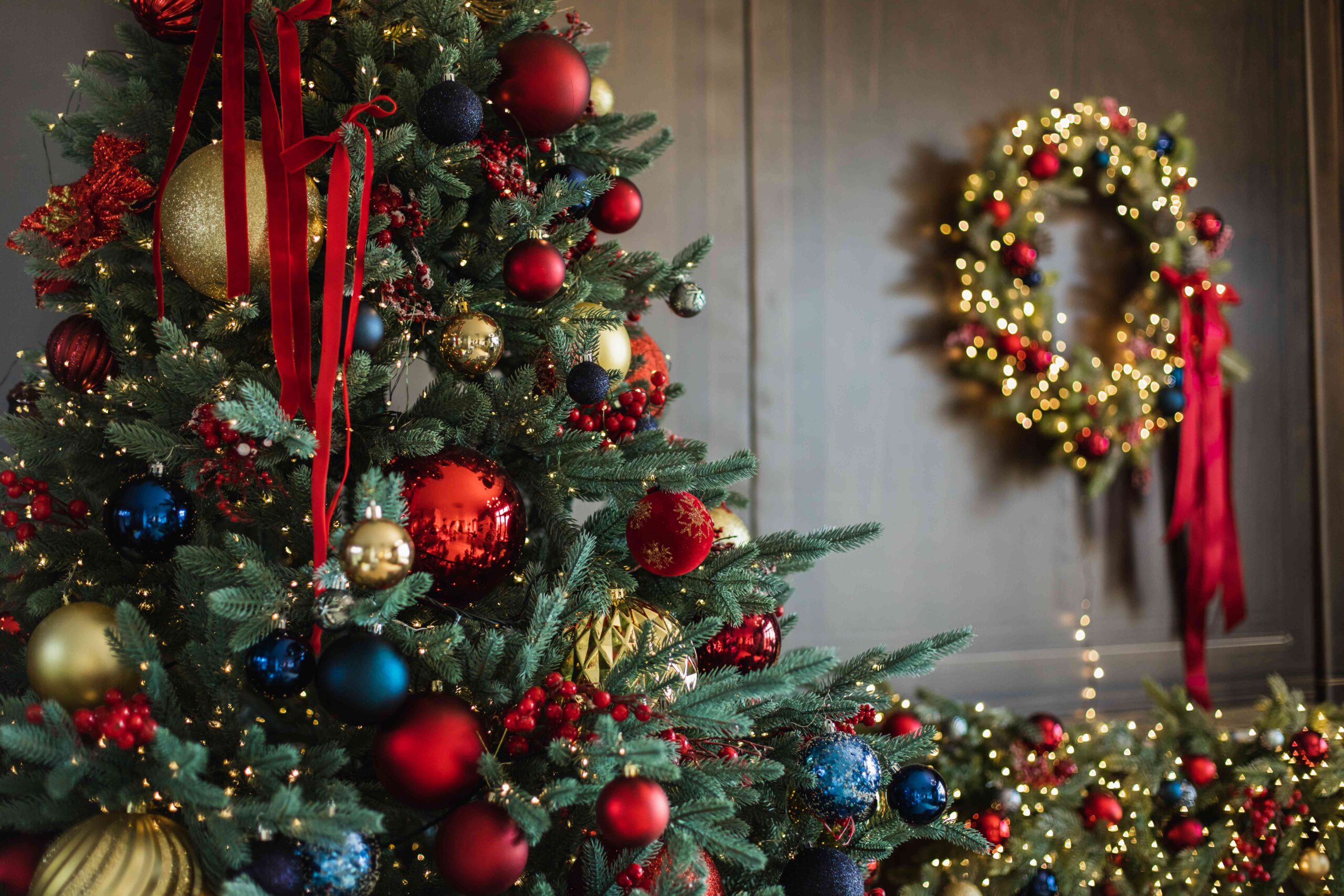 How one can Beautify an Elegant Pink and Gold Christmas Tree